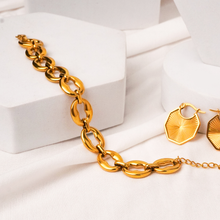 Load image into Gallery viewer, Chunky Chain bracelet
