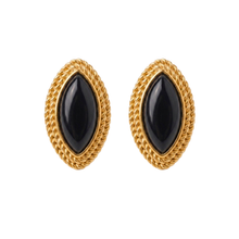 Load image into Gallery viewer, Horse Eye Stud
