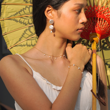 Load image into Gallery viewer, Pearlyn Bracelet
