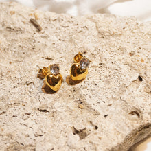 Load image into Gallery viewer, Sweetheart Earrings
